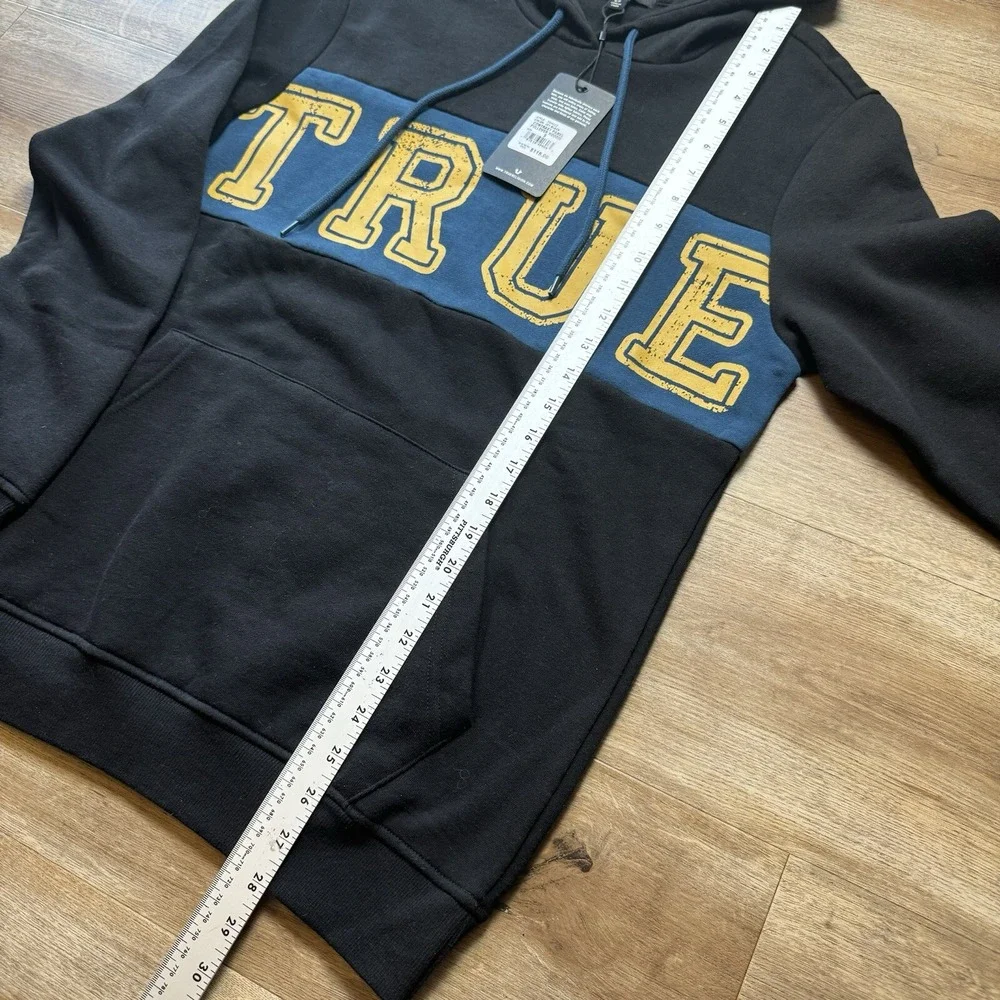 True Religion Pullover Hoodie Mens Small Black Contrast Panel Graphic 700022 New